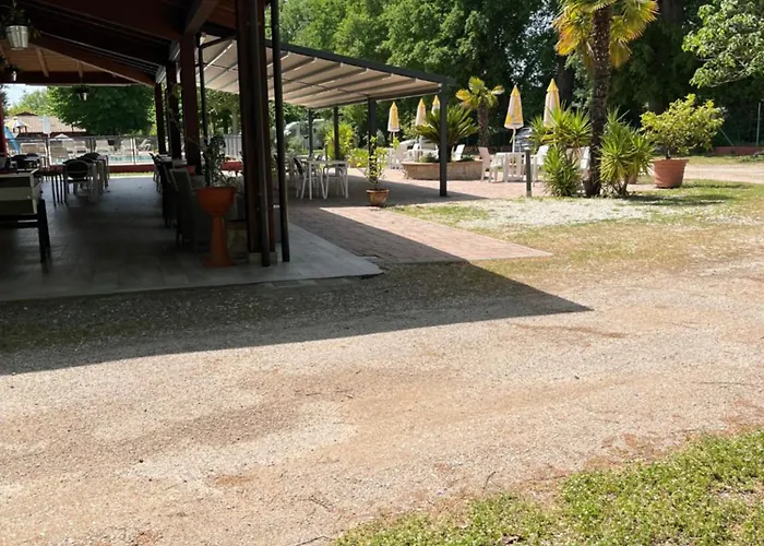 营地 Trasimeno 特拉西梅诺湖畔帕西尼亚诺