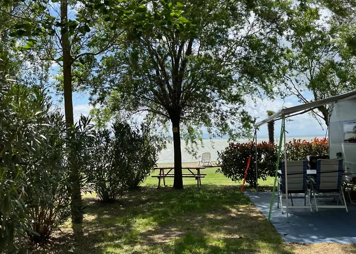 Trasimeno 营地 特拉西梅诺湖畔帕西尼亚诺